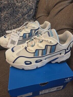 Adidas Ozweego OG Sneakers - BNIB NWT/ Retro 90's Chunky Dad Shoes